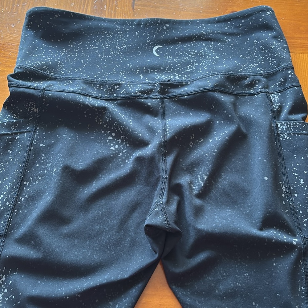 ZYIA Active Black Reflective Pocket Light n Tight Leggings Athletic Size 8-10 - Picture 12 of 12